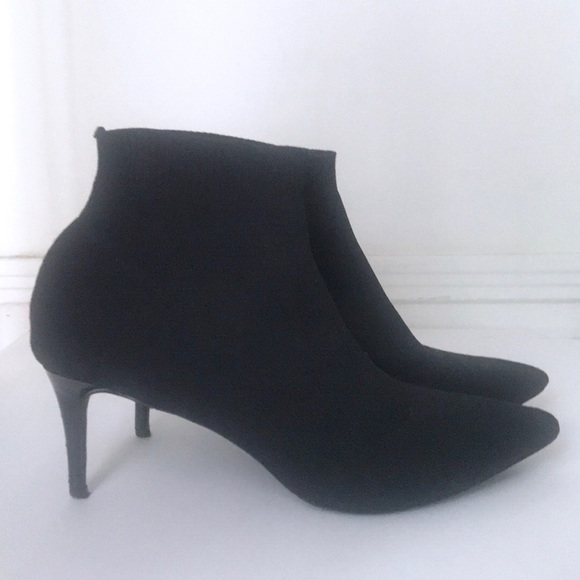 🛍 SALE! Shoe Republic LA Ribbed Knit Ankle Bootie - Picture 2 of 6